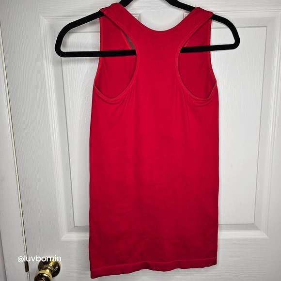 Icon Apparel Ice Skate Tank Top Red Women's Small/Medium Figure Skating - Picture 3 of 4